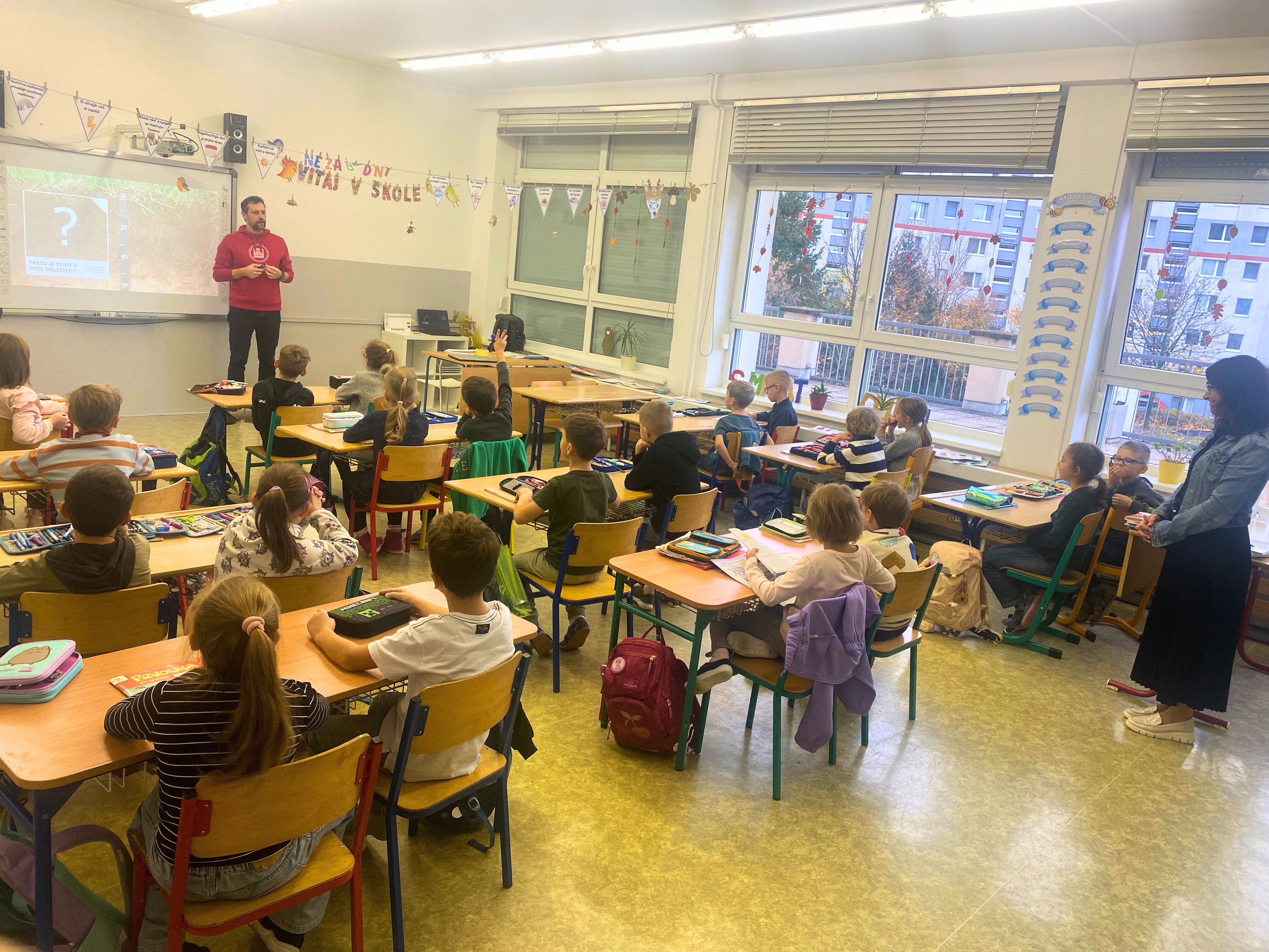 ENLIGHT Brings Sustainability Learning Beyond University Walls through Play and Curiosity