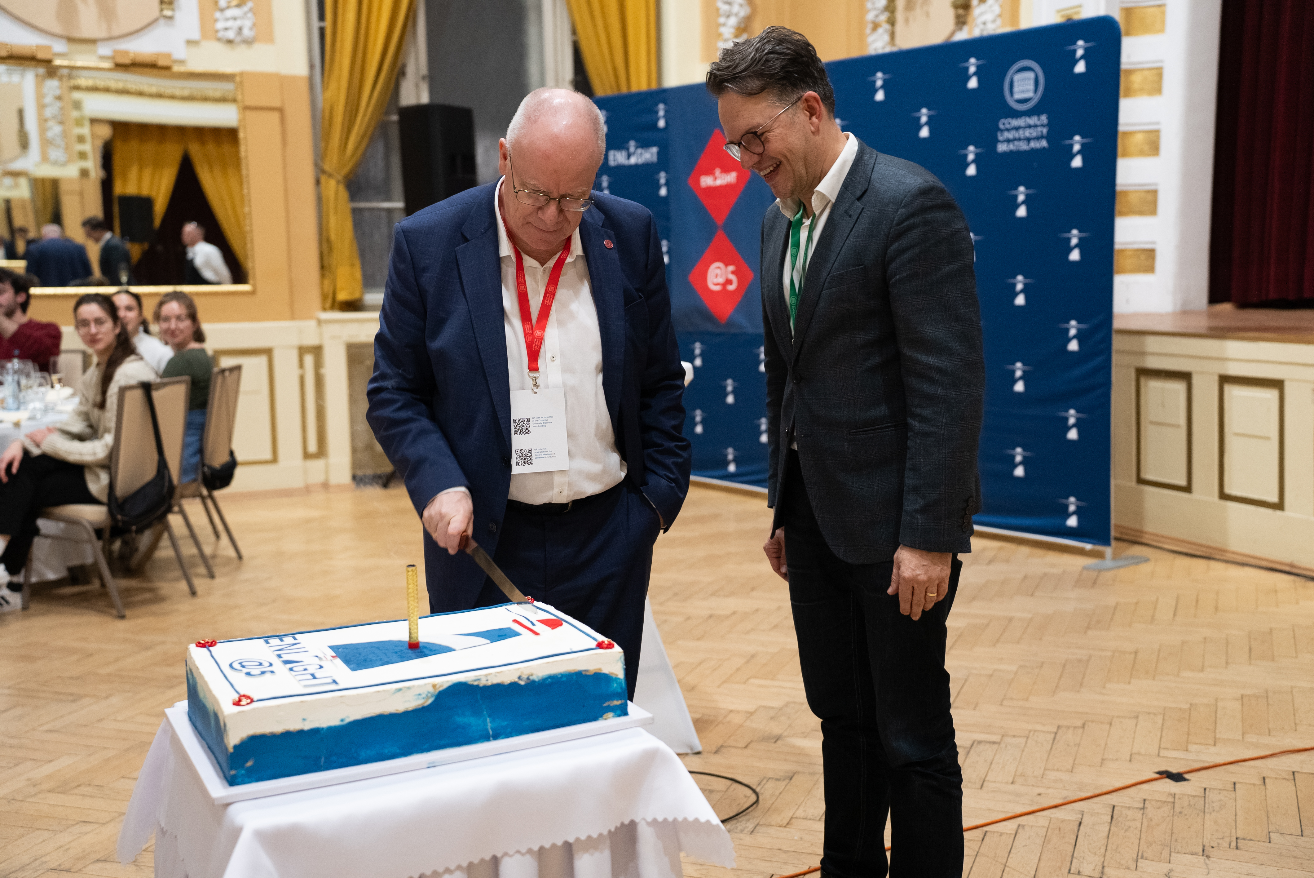 2025 GM BA Moyzes Cake